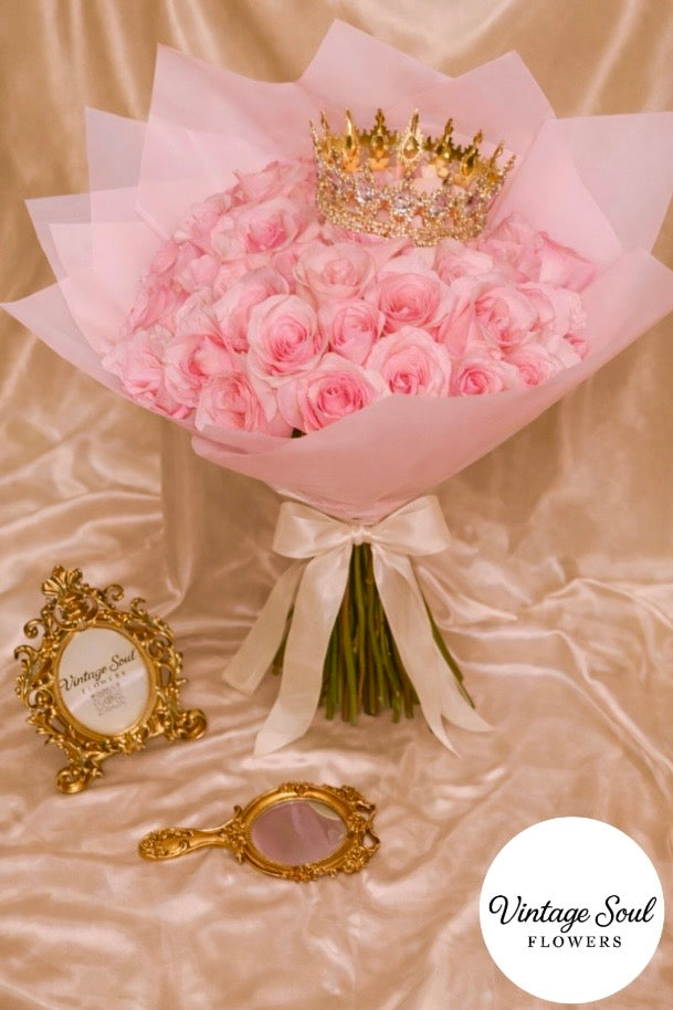 Queen Rose Flower Bouquet (multiple options available)