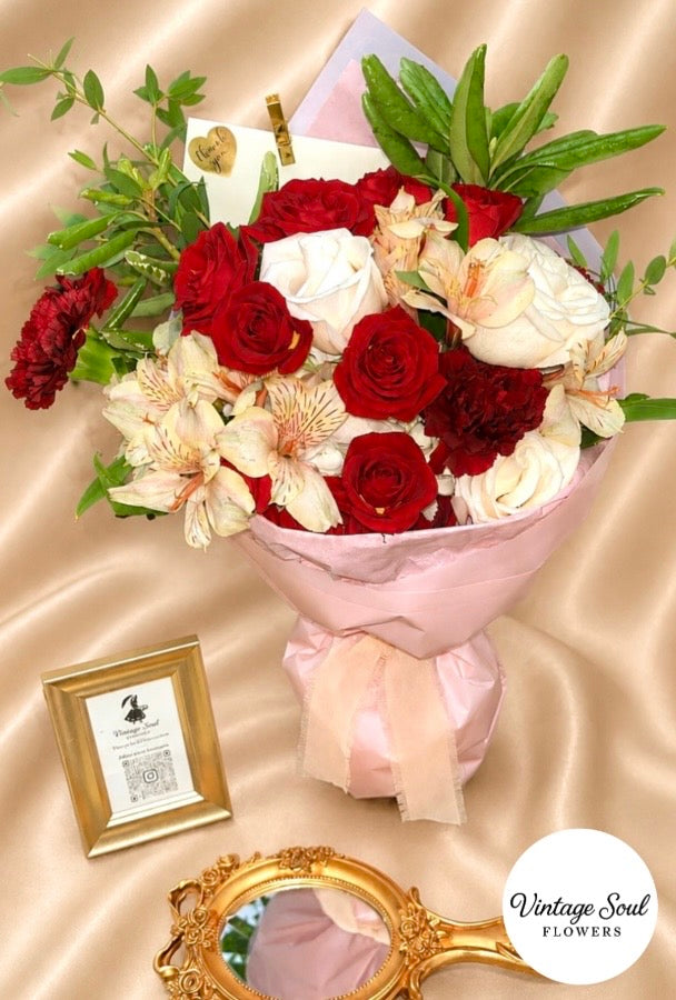 Classic Freestyle Flower Bouquet of the Day (Florist Choice)
