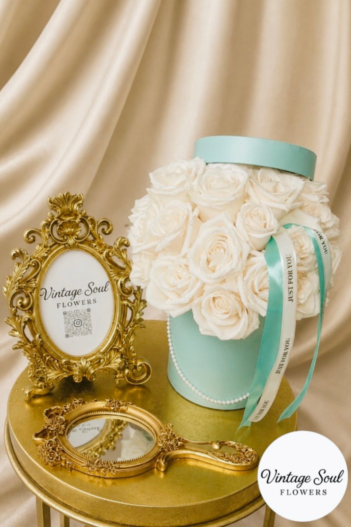 Vintage Rose Flower Arrangement in a Round Box (multiple options available)