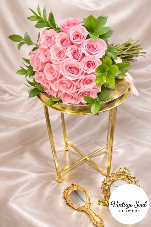 Vintage Long-Stem Rose Bouquet (multiple colors available)
